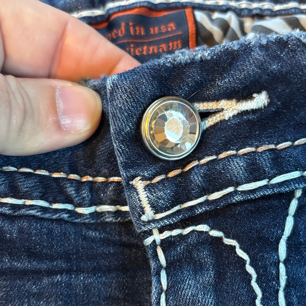 Rock Revival Jeans - Picture 6 of 10
